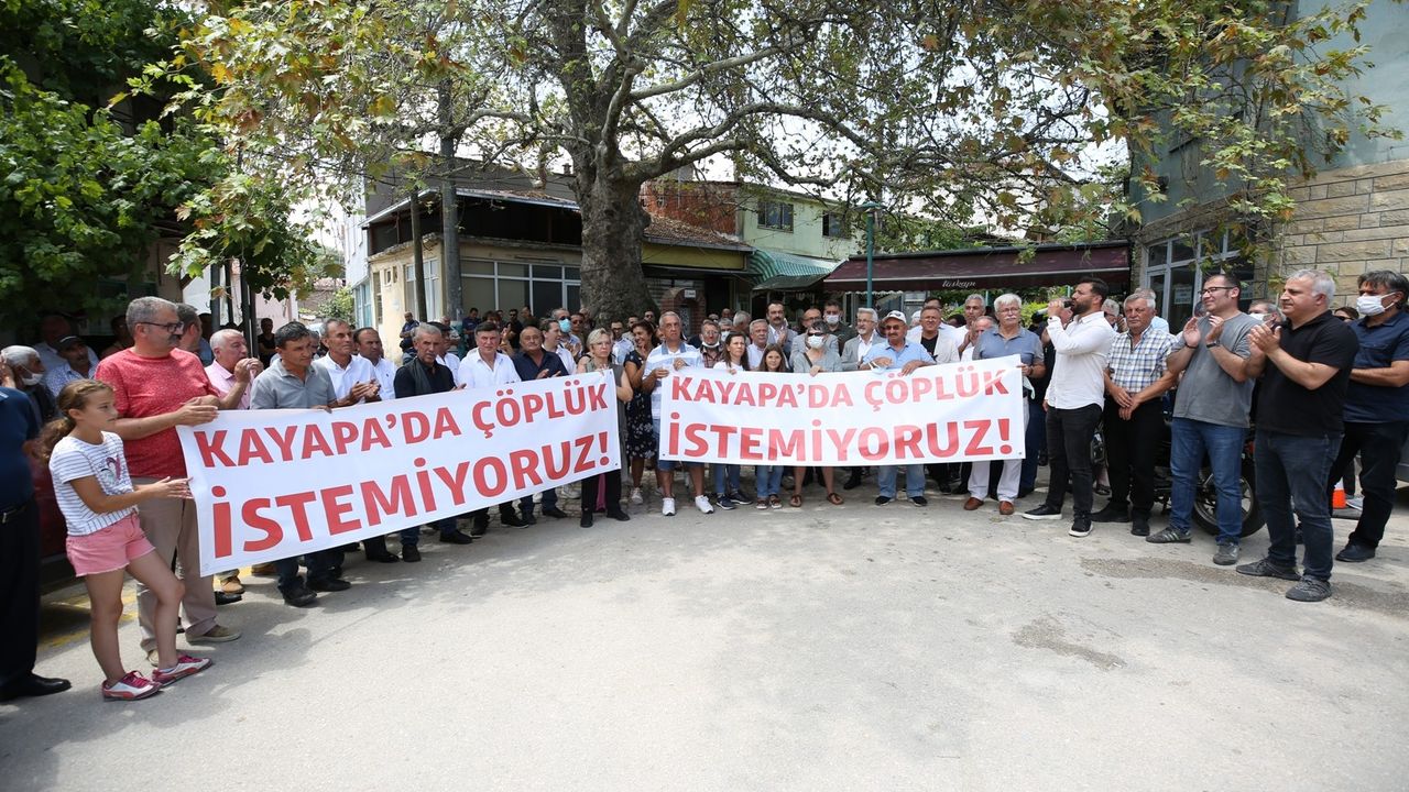 Bursa'da vatandaşlardan çöplük mesajı