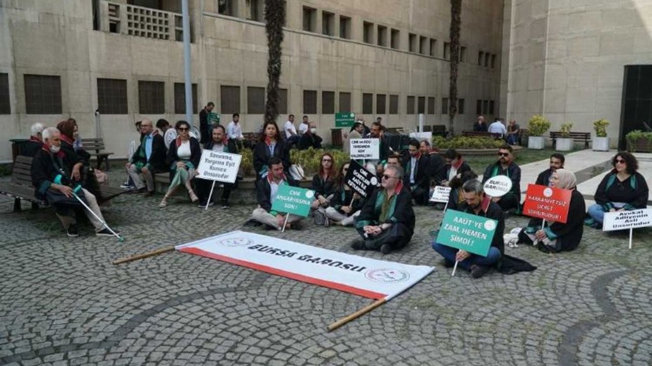 Bursa'da avukatlardan 'CMK ücret tarifesi' isyanı!