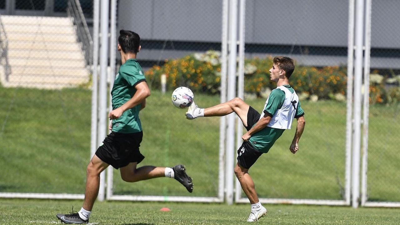 Bursaspor ara vermeden Çorum FK maçı hazırlıklarına başladı