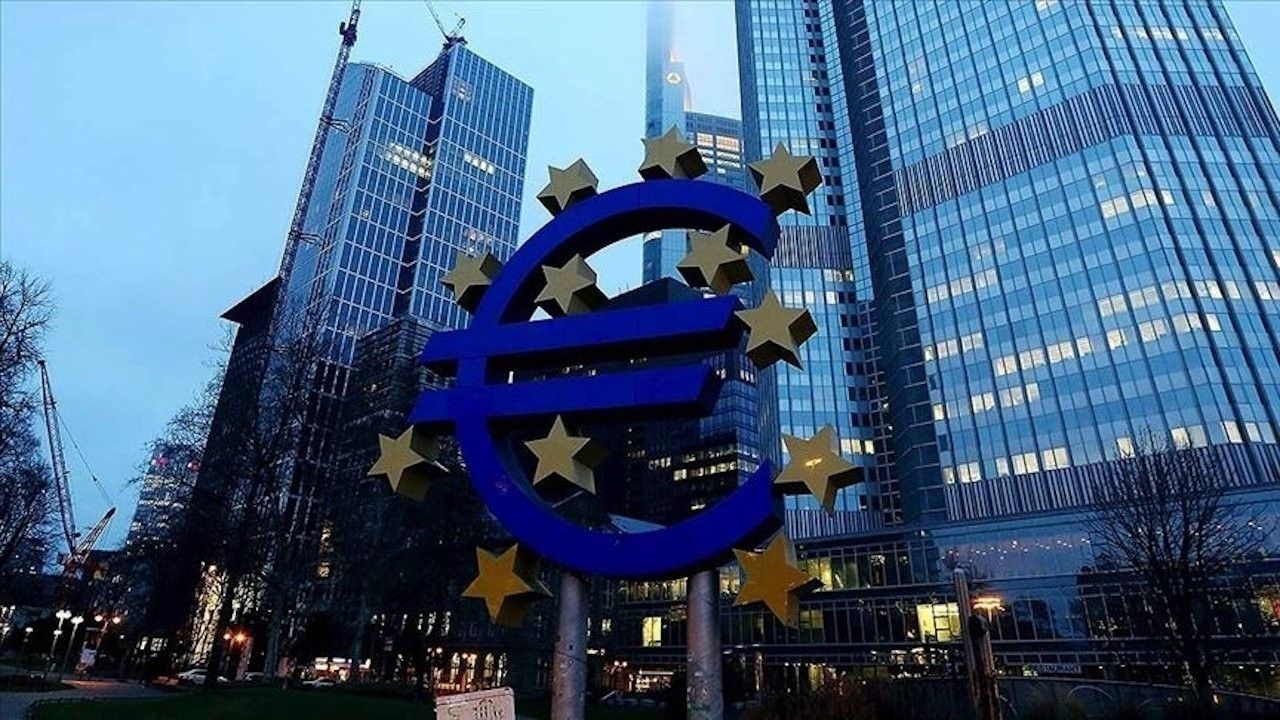 Avrupa Merkez Bankası'ndan tarihin en büyük faiz artışı