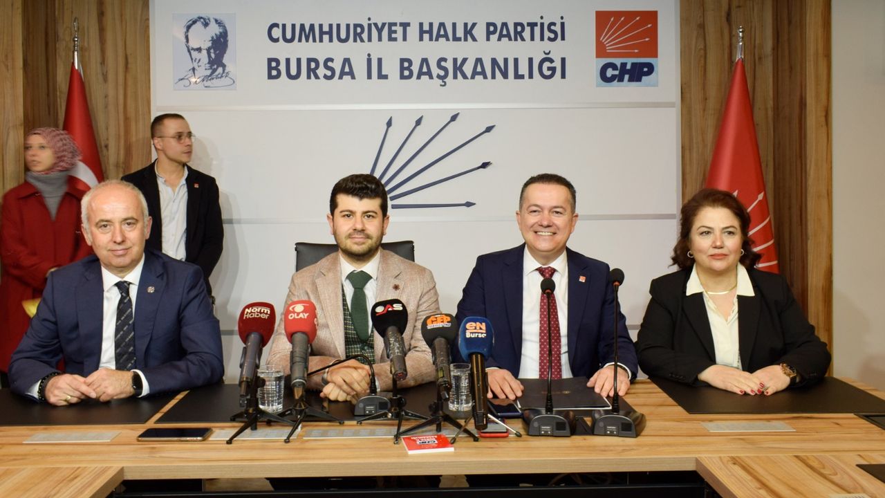 İş insanı Aytuğ Onur CHP Bursa’dan milletvekili aday adaylığını açıkladı