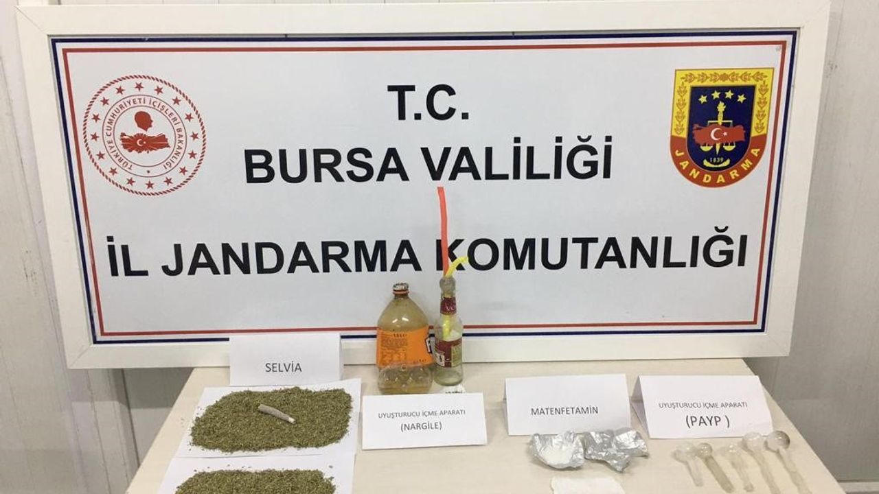 Bursa'da uyuşturucu tacirlerine operasyon!