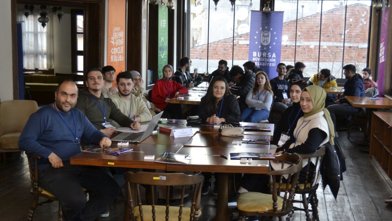 Bursa'da 'Gençlik Çalıştayı' düzenlendi
