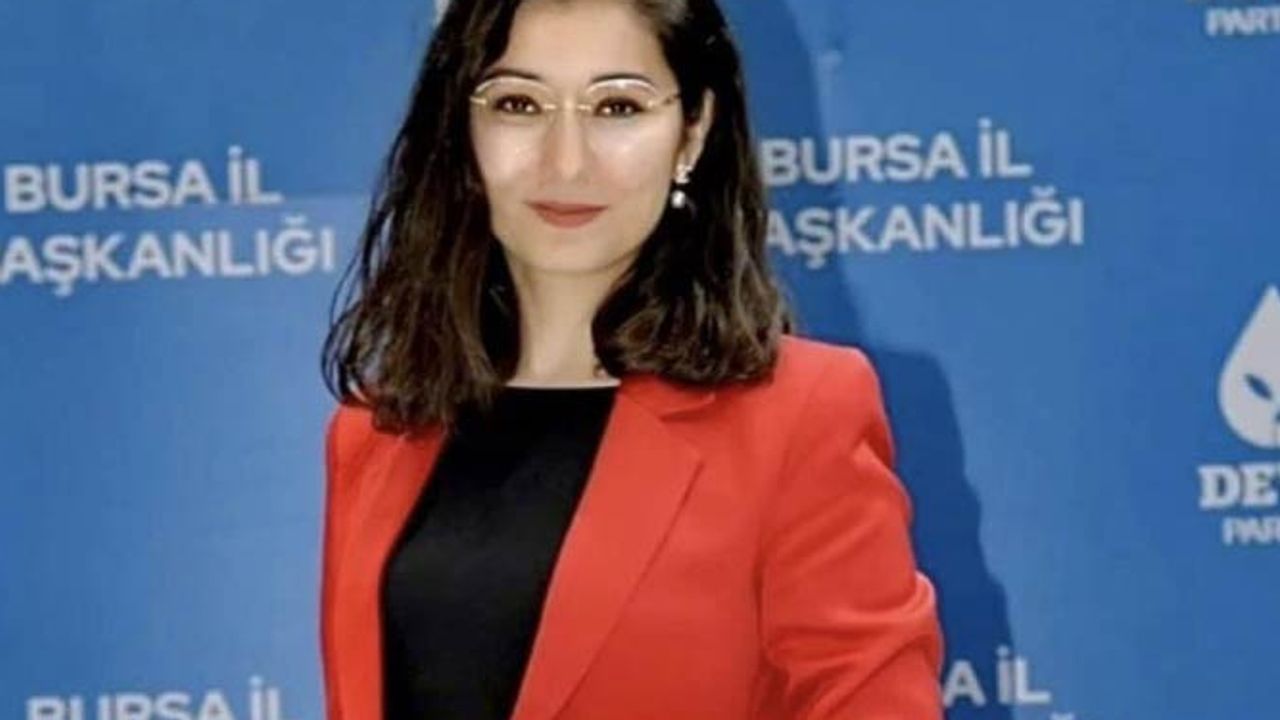 DEVA Partisi Mustafakemalpaşa İlçe Başkanı Av. Özlem Bayraktar'dan 8 mart mesajı