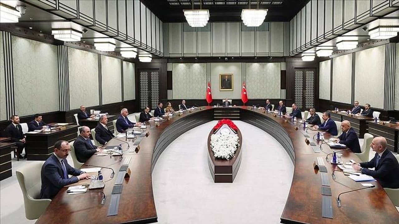 Erdoğan, üç bakanı liste dışı bıraktı