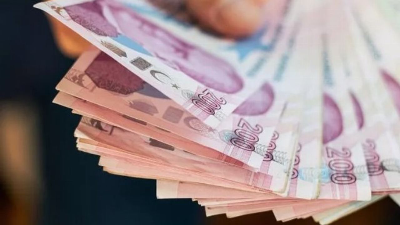AK Parti seçim beyannamesinde ‘asgari ücret’ maddesi!