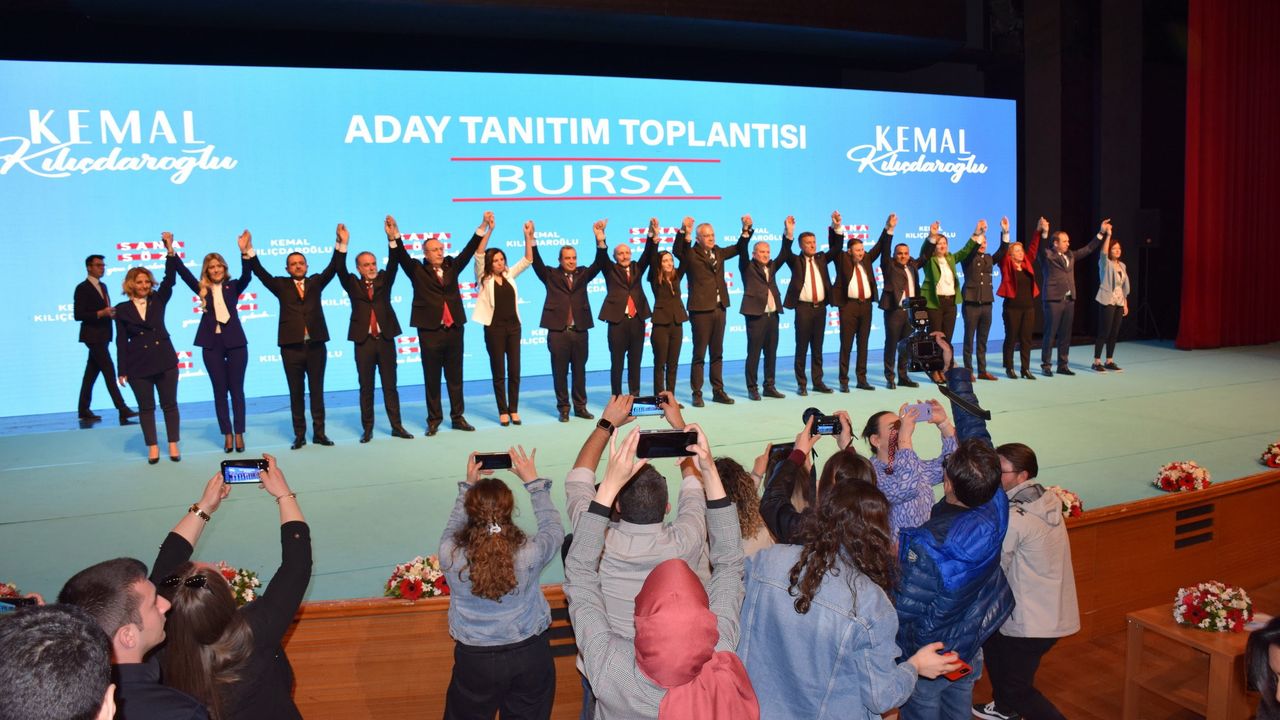CHP Bursa Milletvekili Aday tanıtım töreni görsel şölene dönüştü