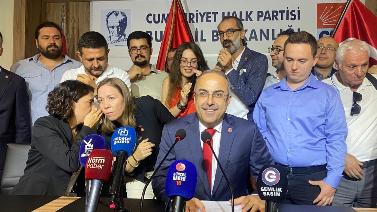 CHP Bursa’da Turgut Özkan adaylığını açıkladı