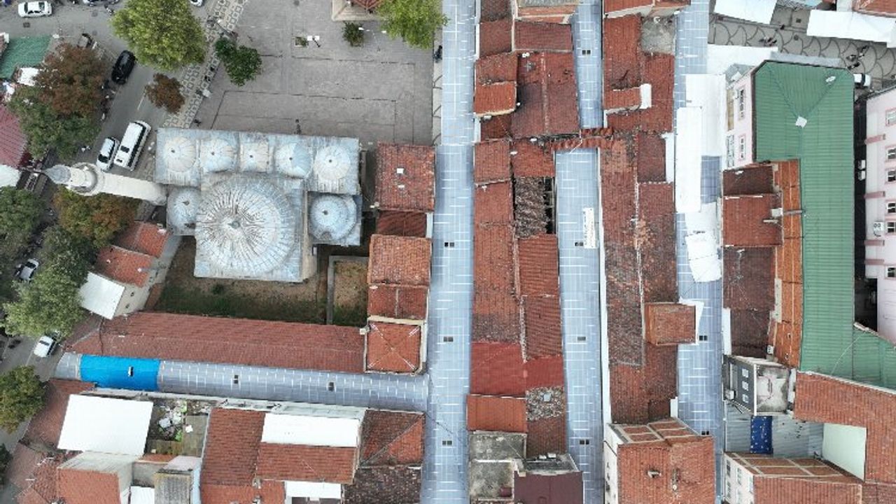 Yenişehir tarihi Balıbey Çarşısı’na estetik çatı