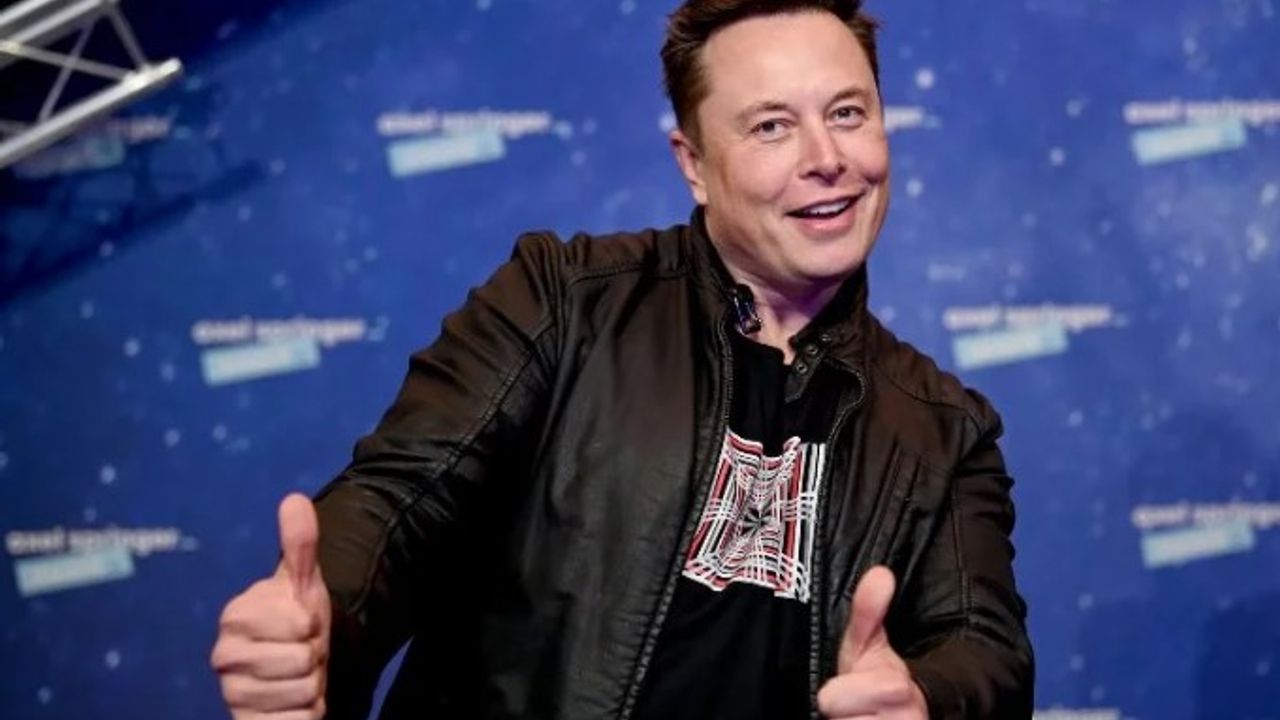 Elon Musk Twitter'ı resmen siliyor