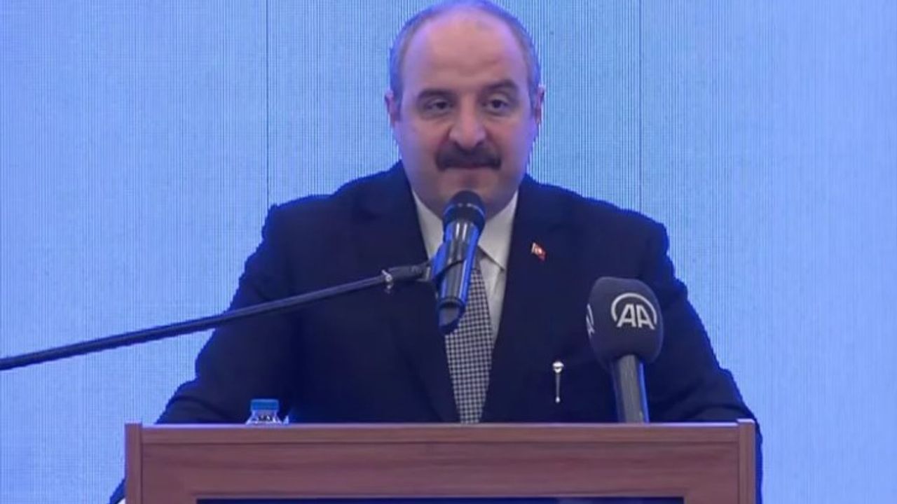 Mustafa Varank, Bursa'da 3. Tesis Yönetimi Zirvesi'nde konuştu