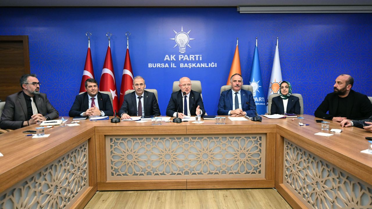 AK Parti Bursa İl Başkanı Gürkan duyurdu: Adaylık süreci başladı