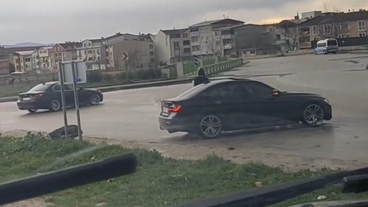 Bursa'da drift atan araç kamerada
