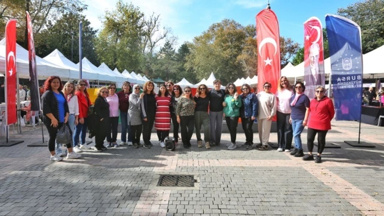 Heykel'de 'Meydan Kadınların'