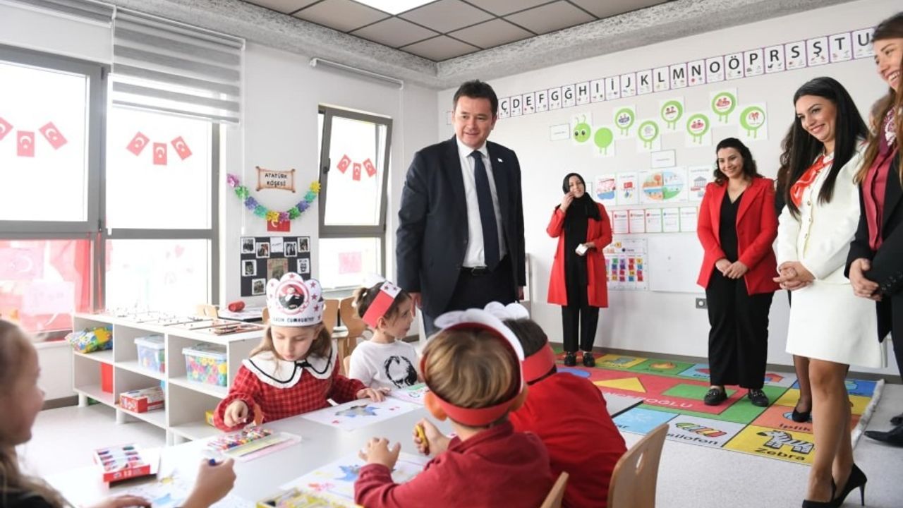 Osmangazi'nin Kreşlerinde Cumhuriyet Coşkusu