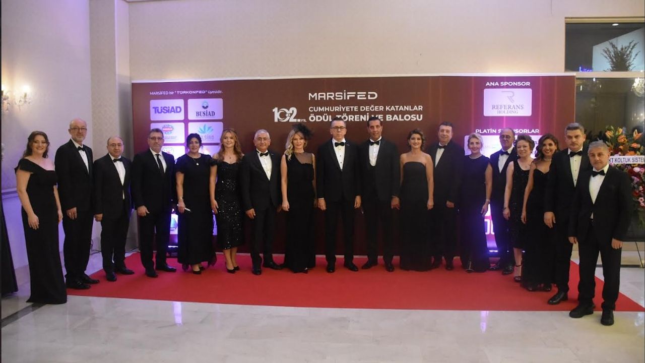 MARSİFED'den Cumhuriyet'in 102. yılına görkemli kutlama