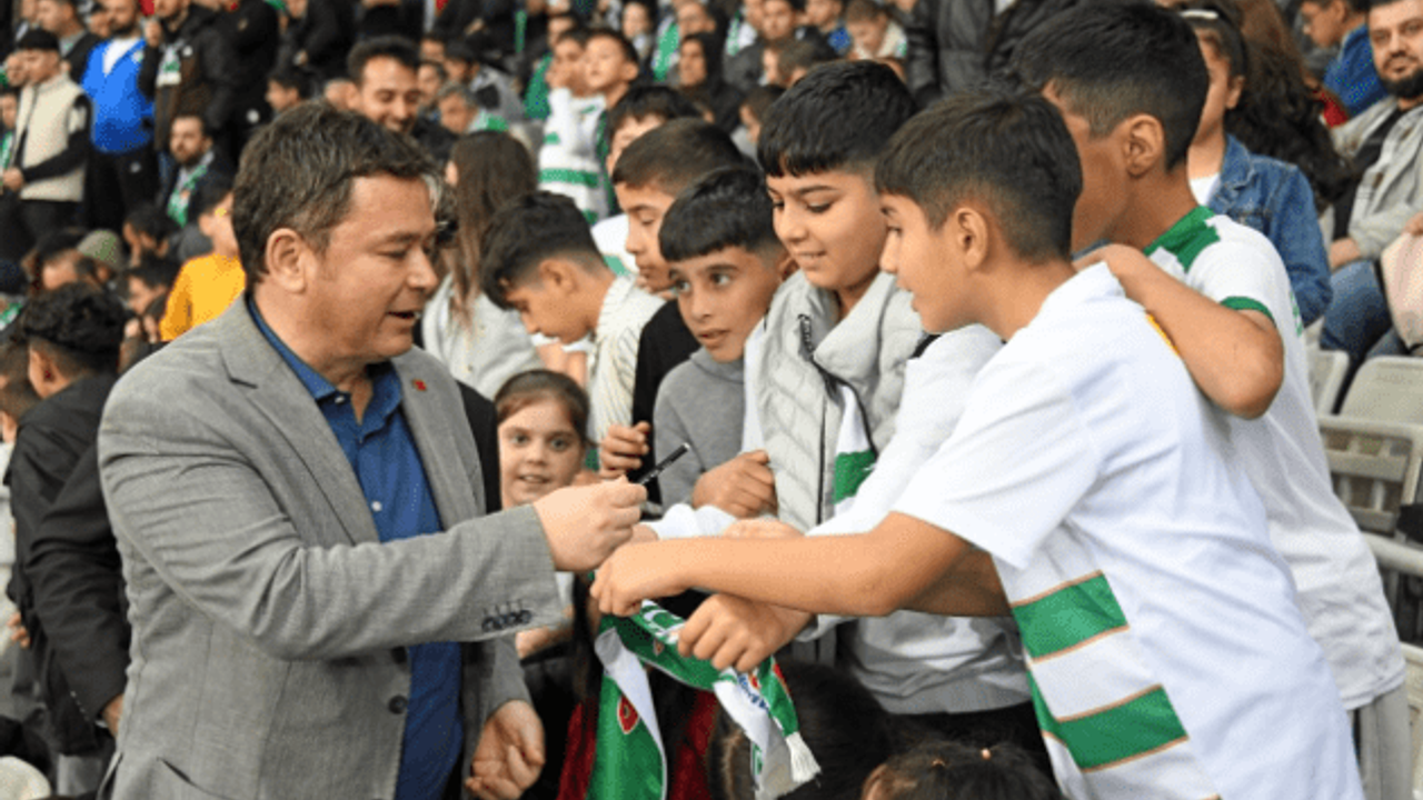 Bursaspor’a şampiyonluk yolunda tam destek!