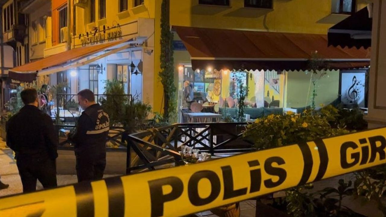 Bursa'da kanlı gece: 3 kişiyi vurdu!