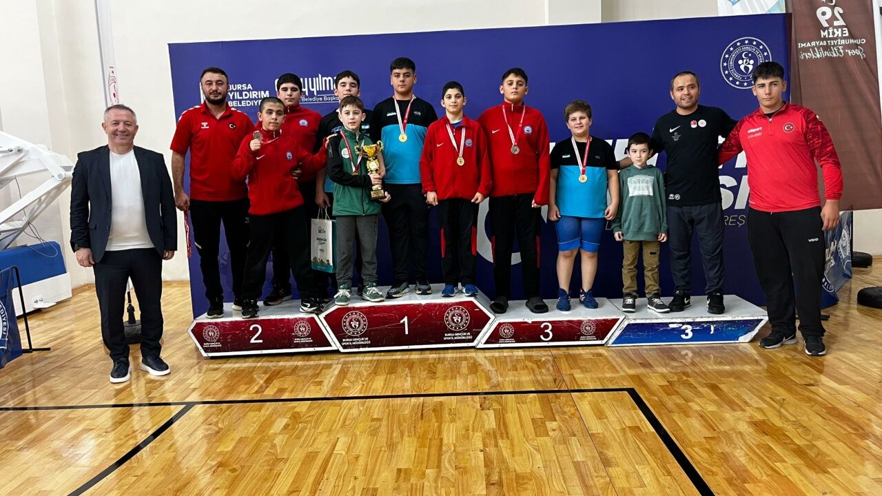 Yıldırım’da Cumhuriyet coşkusu sporla buluştu