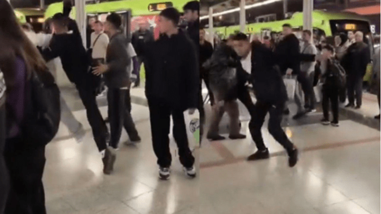 Bursa metrosunda yumruklar havada uçuştu!