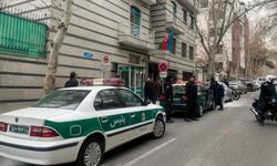 Azerbaycan'ın Tahran Büyükelçiliğine silahlı saldırı: 1 ölü