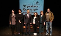 Bursa Nilüfer’de Dünya Tiyatro Günü’nde felaketlerin sanata yansımasını konuştular