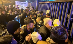 Milli futbolcu Bursa'da kapıda kaldı!