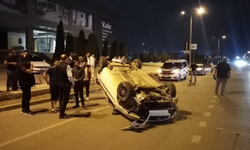 Bursa'da feci kaza! Otomobil takla attı