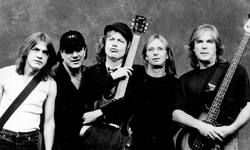 Efsane rock grubu AC/DC, İstanbul'a geliyor