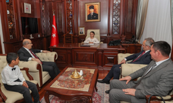 Bursa Valisi Demirtaş, koltuğunu Buğlem'e devretti