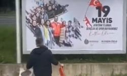 Atatürk'ün olmadığı afişe müdahale!