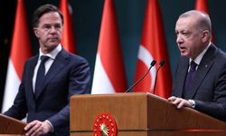 Erdoğan’dan Rutte’ye tebrik