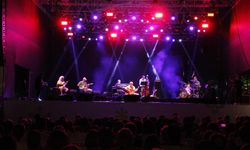 Bursa Festivali’nde yıldızlar geçidi