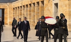 Yeni Sağlık Bakanı Memişoğlu Anıtkabir'i ziyaret etti