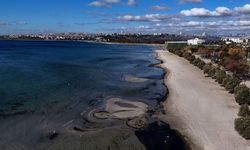 İstanbul’da deniz suyu çekildi