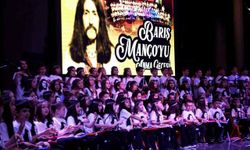 Barış Manço Osmangazi’de muhteşem konserle anıldı