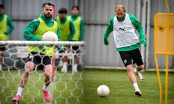 Bursaspor’un yeni hocası taktik çalıştırdı!