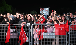 Gençler, Yıldırım'da 'bayram' ediyor