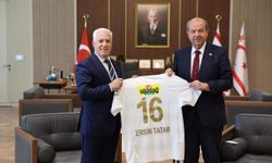 Bozbey'den KKTC liderine Bursaspor hediyesi!