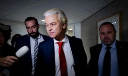 Hollanda'da hükümet krizi!