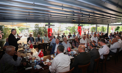 Bursa Valisi Ayyıldız şehit ve gazi babalarıyla bir araya geldi