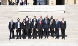 BALKANTÜRKSİAD'dan Anıtkabir ziyareti