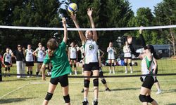 Genç voleybolcuların kalbi Osmangazi’de attı
