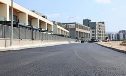 O mahallede yollar asfaltlanıyor