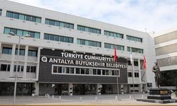 Antalya Büyükşehir'e rüşvet operasyonu