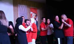 Bursa’da engelli bireylerden özel Zafer kutlaması
