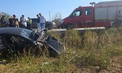 Bursa’da otomobiller kafa kafaya çarpıştı