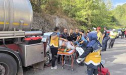Bursa'da feci kaza: 1’i bebek 5 yaralı