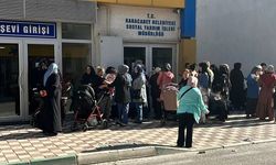 Karacabey'de öğrencilere kırtasiye desteği