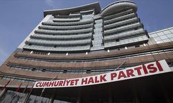 CHP kurultay iptal davası ertelendi